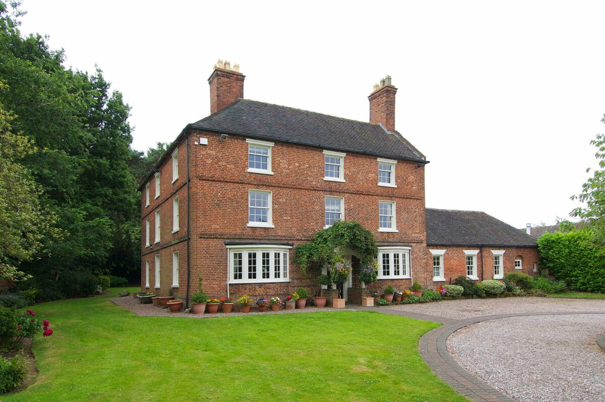Beautiful Home Renovated With New Timber Sash Windows