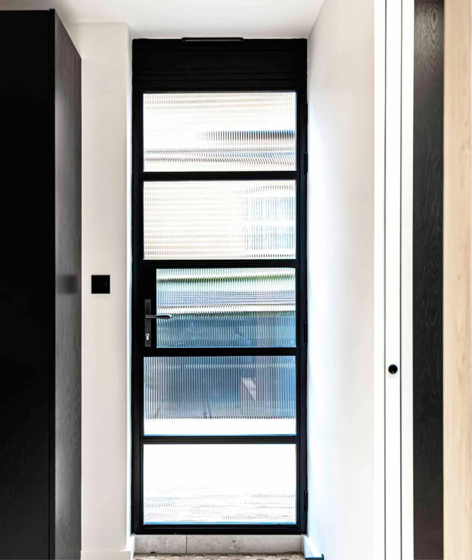 Aluco-entrance-grid4