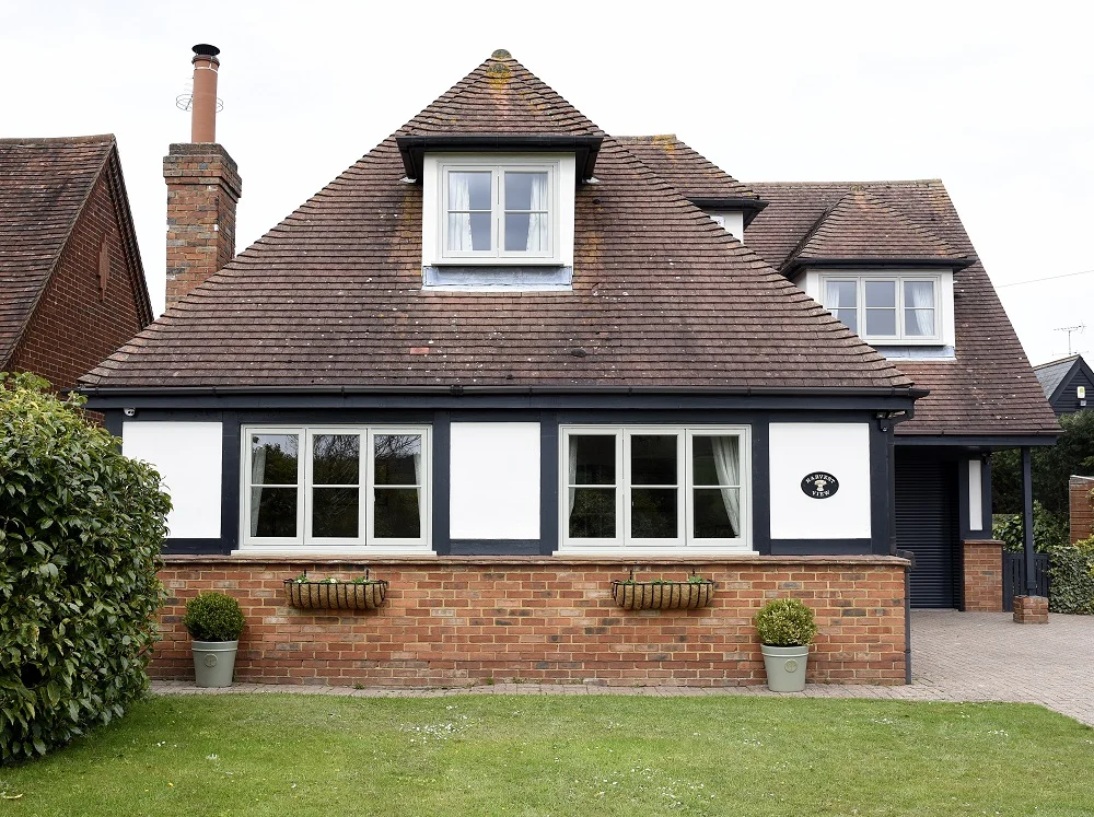 Cottage-Flush-Casement-Windows-Oak-Entrance-Door-St-Albans-sml