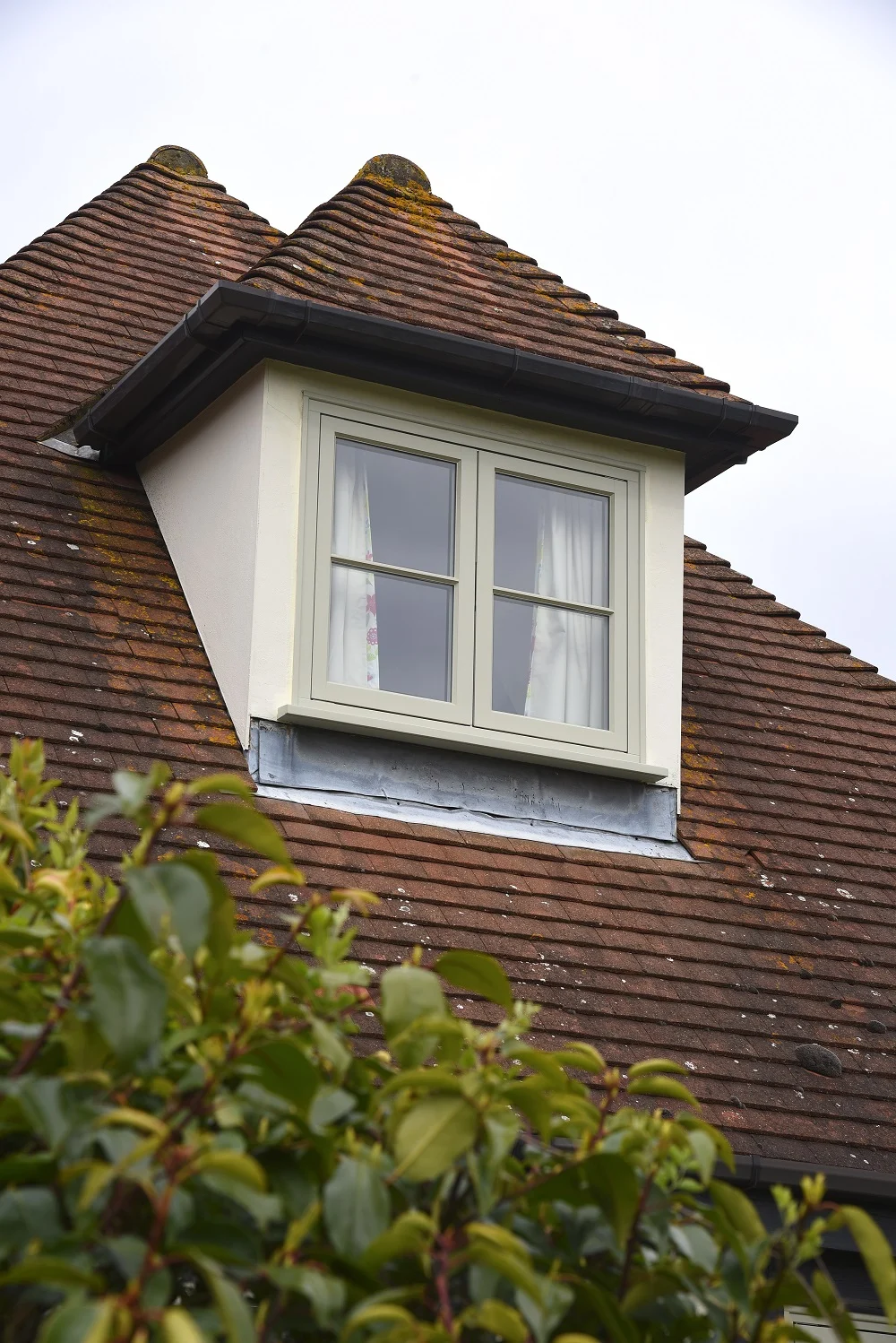 Cottage-Flush-Casement-Windows-in-loft-Hertfordshire